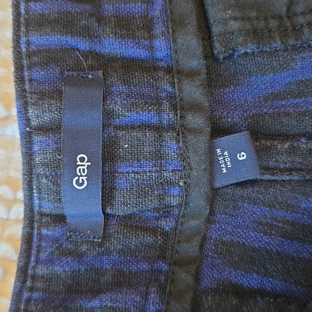Shorts Lot - Picture 3 of 11
